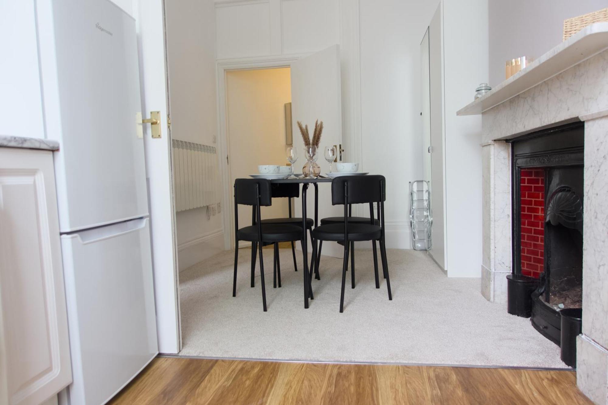 1 Bedroom Apartment - The Opal Cheltenham Exterior photo